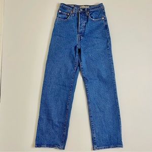 Levi’s Premium Ribcage Straight Ankle Jeans